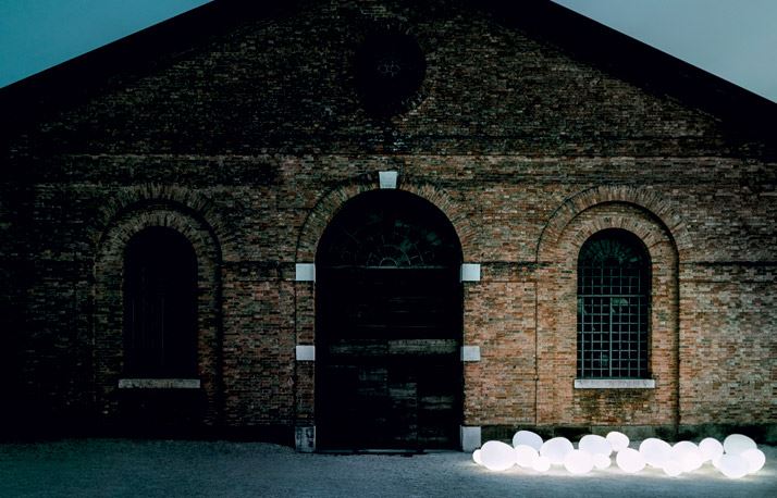1a_Foscarini_ritratti_volume_1_2015_yatzer