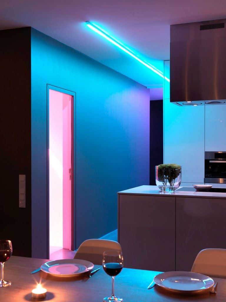 Minimalist-home-by-Ippolito-Fleitz-Group-Haus-F-14