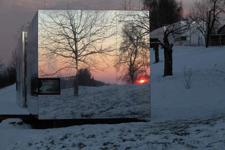 invisible_home_05.1