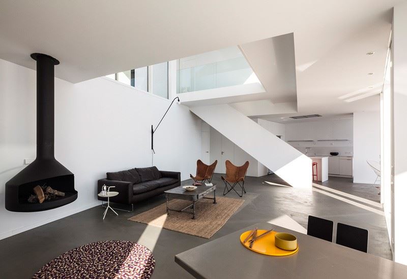 sunflower-house_020615_13-800x550