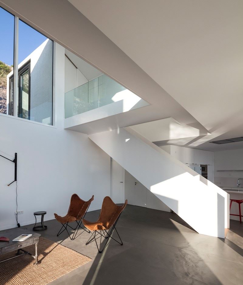 sunflower-house_020615_14-800x937