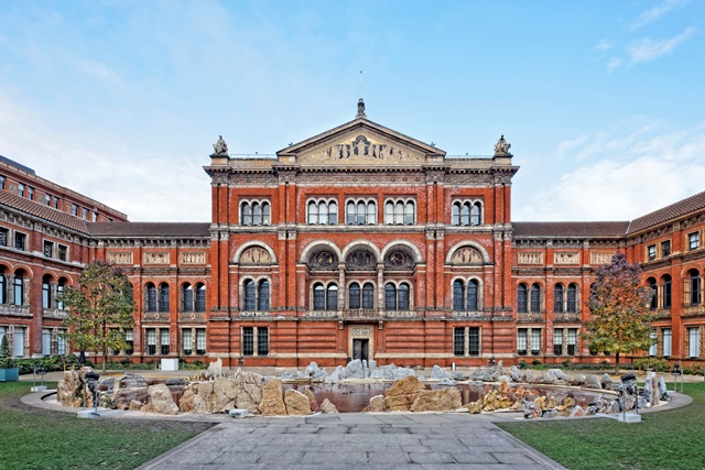 Xu-Bing, V&A 2013-14