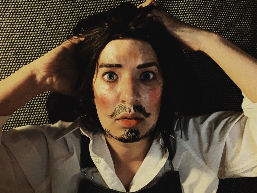 Carrie Burch,肖像,奧克蘭,藝術家,instagram