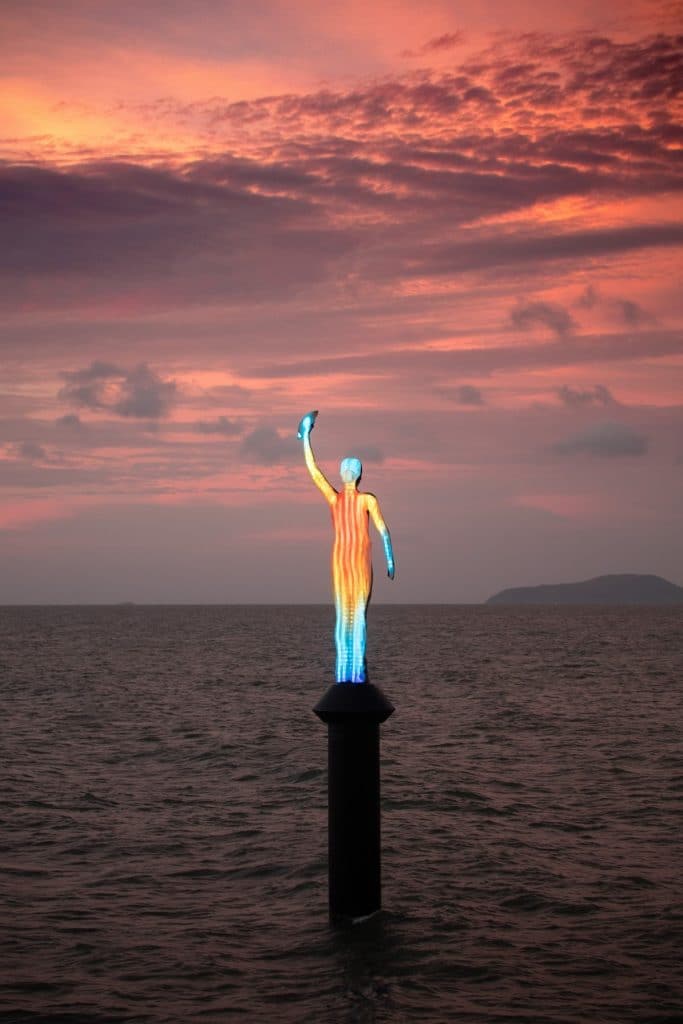 海洋警報器(Jason deCaires Taylor)