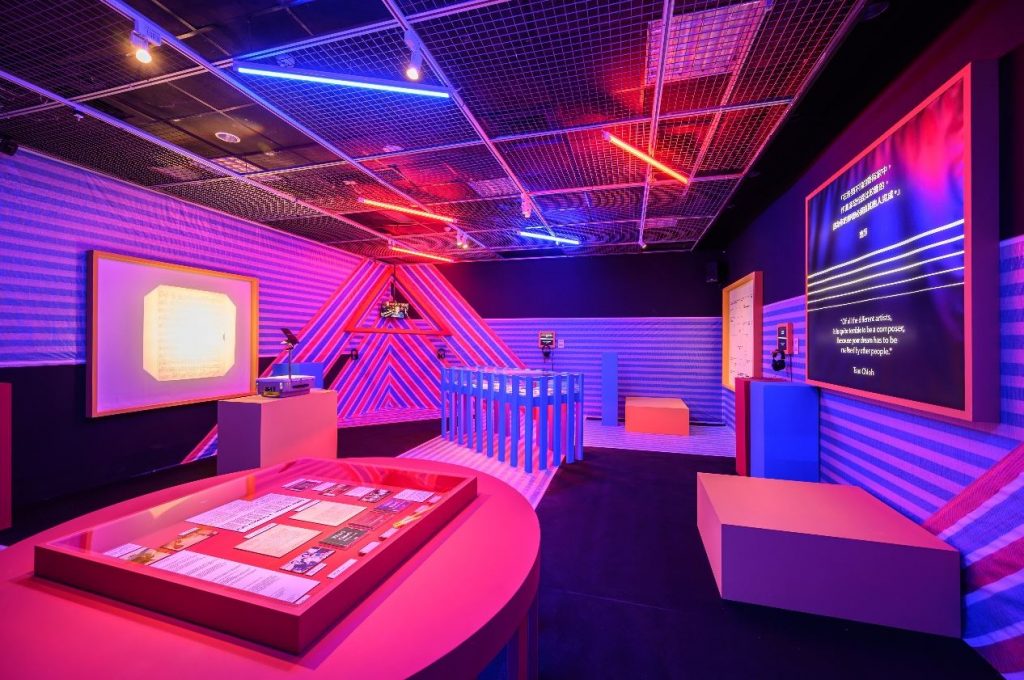 袁志偉策展「夢瀾吞唱片快閃店：曹節的電子夢」，新加坡藝術家無稽佳績（Ujikaji）。
