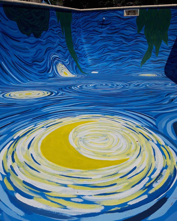 AMANCAY.MURALES 星夜 游泳池